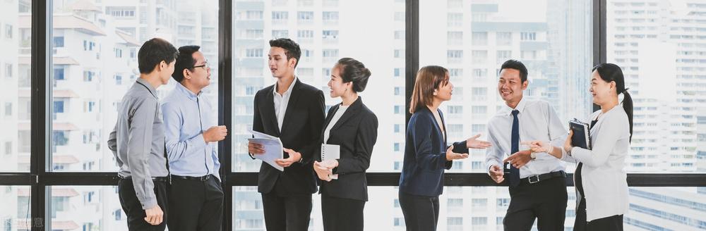 职场菜鸟升职记txt_新公司职场升职技巧_新人的职场沟通技巧